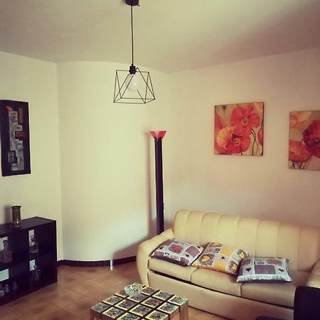 Come A Casa Tua San Nicola La Strada エクステリア 写真